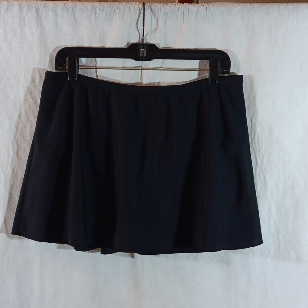 Slimshaper Womens 16 Black Swim Skirt with Briefs